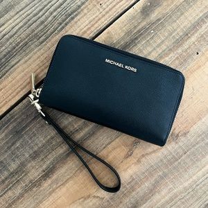 Michael Kors Wrist Wallet